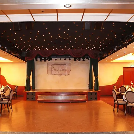 Fletcher Restaurant Rooland Hotell