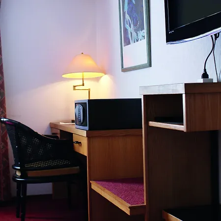 Fletcher Restaurant Rooland Hotell