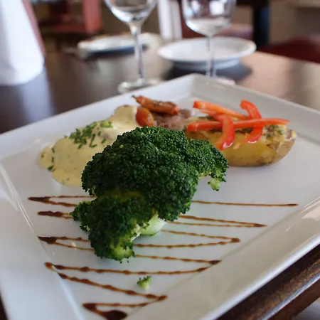 Fletcher Restaurant Rooland Hotell Arcen