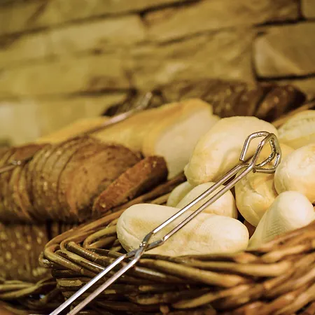 Hotell Fletcher Restaurant Rooland 4*