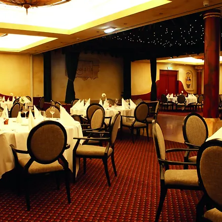 Hotell Fletcher Restaurant Rooland 4*