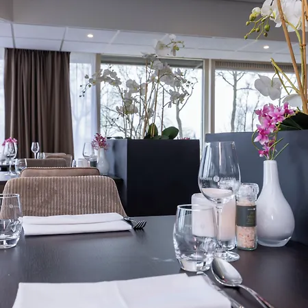 Fletcher Restaurant Rooland Hotell Arcen