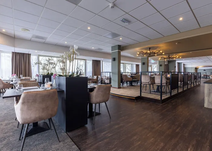 Fletcher Restaurant Rooland Hotel 4*