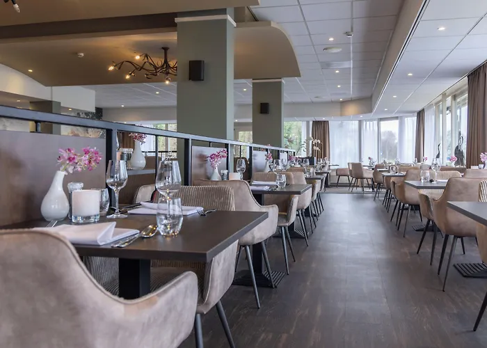 Fletcher Restaurant Rooland 4*