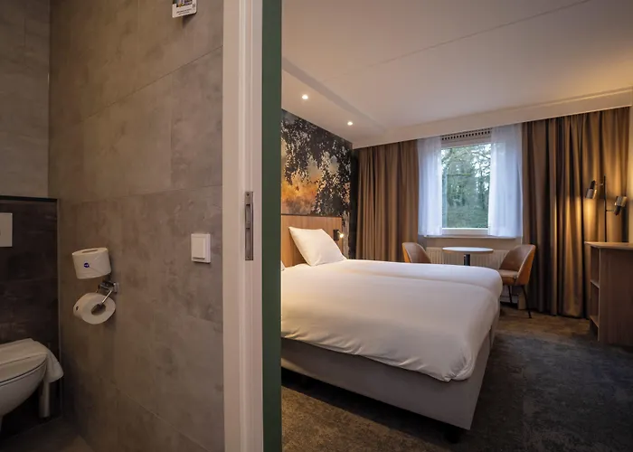 Fletcher Restaurant Rooland 4* Arcen