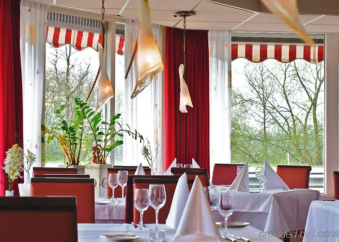 Fletcher Restaurant Rooland 4* Arcen