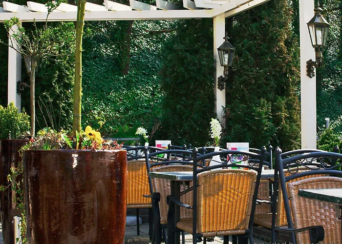 Fletcher Restaurant Rooland 4*