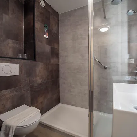 Fletcher Restaurant Rooland Hotel 4*