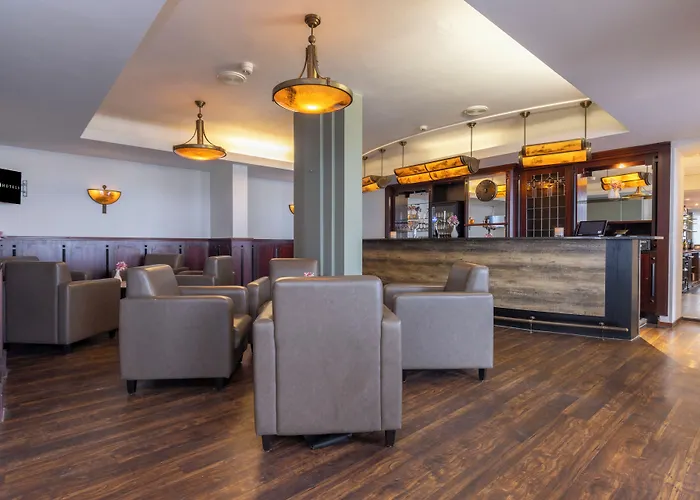 Fletcher Restaurant Rooland 4* Arcen